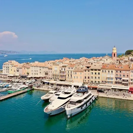 Luxury Duplex In Tropez شقة